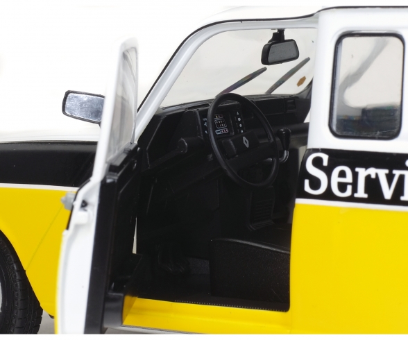 1:18 Renault 4LF4, 1975 1:18 Renault 4LF4, 1975