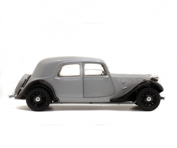 1:18 Citroen Traction 11B 1:18 Citroen Traction 11B
