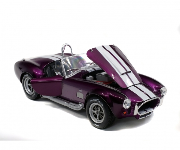 1:18 AC Cobra 427 MK II, lila 1:18 AC Cobra 427 MK II, lila