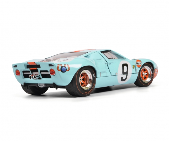 1:18 Ford GT40 MK1 #9, 1968 1:18 Ford GT40 MK1 #9, 1968