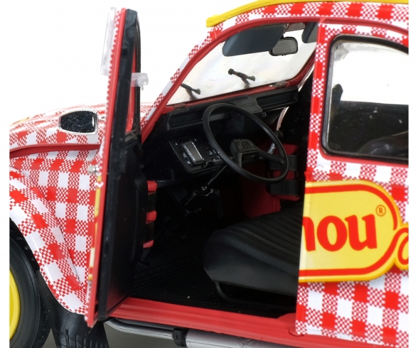1:18 Citroën 2CV6 COCHONOU 2019 1:18 Citroën 2CV6 COCHONOU 2019