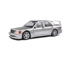 1:18 Mercedes-Benz 190E silver 1:18 Mercedes-Benz 190E silver