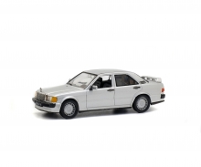 1:43 Mercedes-Benz 190E, silber, 1984 1:43 Mercedes-Benz 190E, silber, 1984