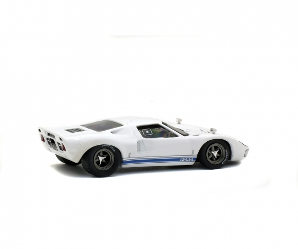 1:43 Ford GT40, 1966 weiß 1:43 Ford GT40, 1966 weiß