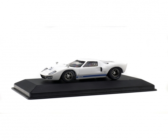 1:43 Ford GT40, 1966 weiß 1:43 Ford GT40, 1966 weiß
