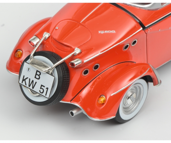 FMR TG 500 "Tiger", rot, 1:18 FMR TG 500 "Tiger", rot, 1:18