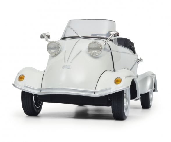 FMR TG 500 Roadster "Tiger", white, 1:18 FMR TG 500 Roadster "Tiger", white, 1:18