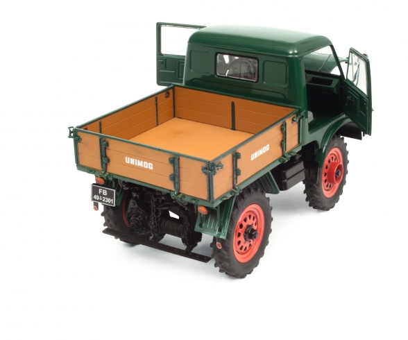 Mercedes-Benz Unimog 401, grün, 1:18 Mercedes-Benz Unimog 401, grün, 1:18