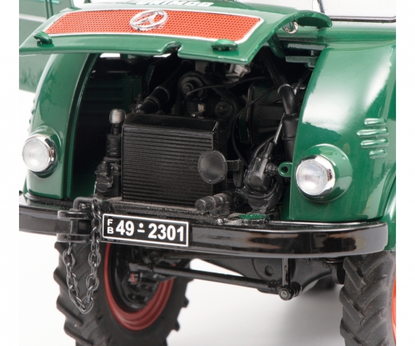 Mercedes-Benz Unimog 401, green, 1:18 Mercedes-Benz Unimog 401, green, 1:18