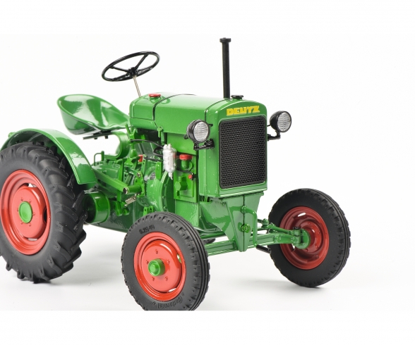 Deutz F1 M414 grün/rot 1:18 Deutz F1 M414 grün/rot 1:18
