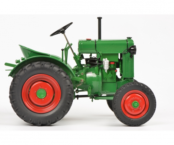 Deutz F1 M414 grün/rot 1:18 Deutz F1 M414 grün/rot 1:18