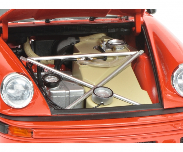 Porsche 934 RSR, red, 1:18 Porsche 934 RSR, red, 1:18