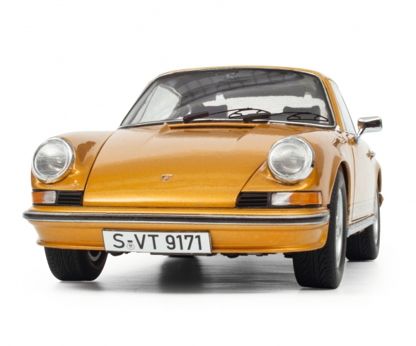 Porsche 911 S Coupé 1973, gold metallic, 1:18 Porsche 911 S Coupé 1973, gold metallic, 1:18