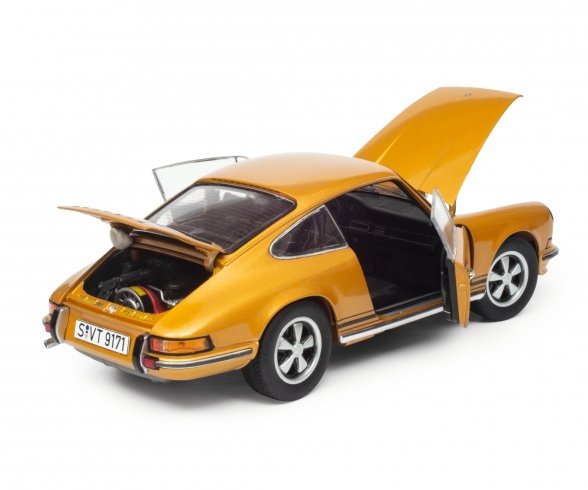 Porsche 911 S Coupé 1973, gold metallic, 1:18 Porsche 911 S Coupé 1973, gold metallic, 1:18