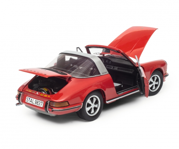 Porsche 911 S Targa 1973, rot, 1:18 Porsche 911 S Targa 1973, rot, 1:18