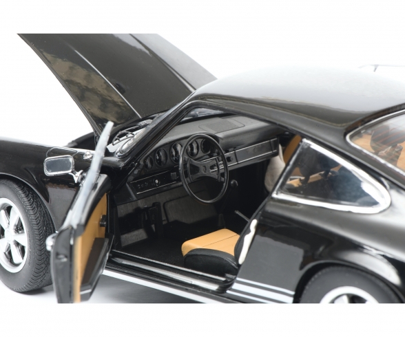 Porsche 911 S Coupé 1973, black, 1:18 Porsche 911 S Coupé 1973, black, 1:18