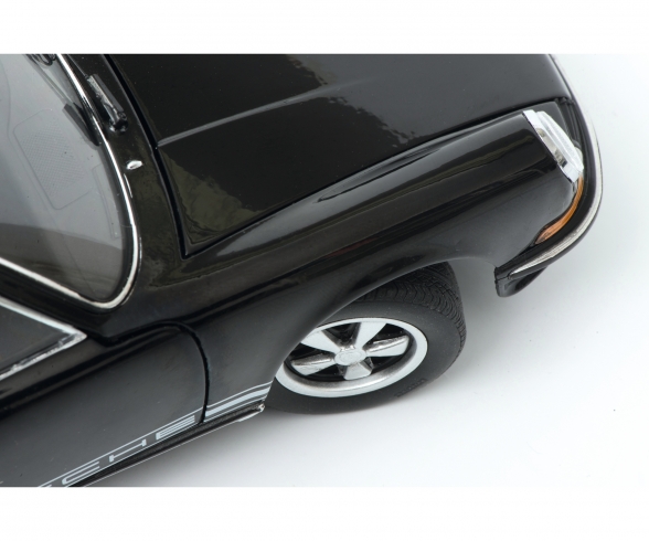 Porsche 911 S Coupé 1973, black, 1:18 Porsche 911 S Coupé 1973, black, 1:18