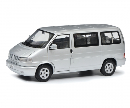 VW T4b Caravelle, silver, 1:18 VW T4b Caravelle, silver, 1:18