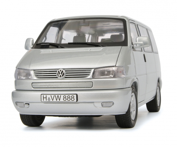 VW T4b Caravelle, silver, 1:18 VW T4b Caravelle, silver, 1:18
