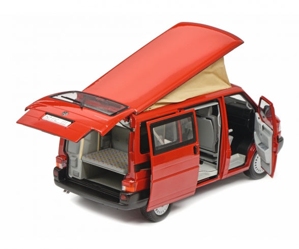 VW T4b Westfalia Camper, red, 1:18 VW T4b Westfalia Camper, red, 1:18