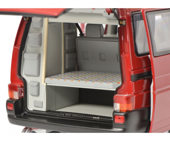 VW T4b Westfalia Camper, red, 1:18 VW T4b Westfalia Camper, red, 1:18