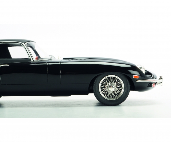 Jaguar E-Type "Shooting Brake" H&M, 1:12 Jaguar E-Type "Shooting Brake" H&M, 1:12