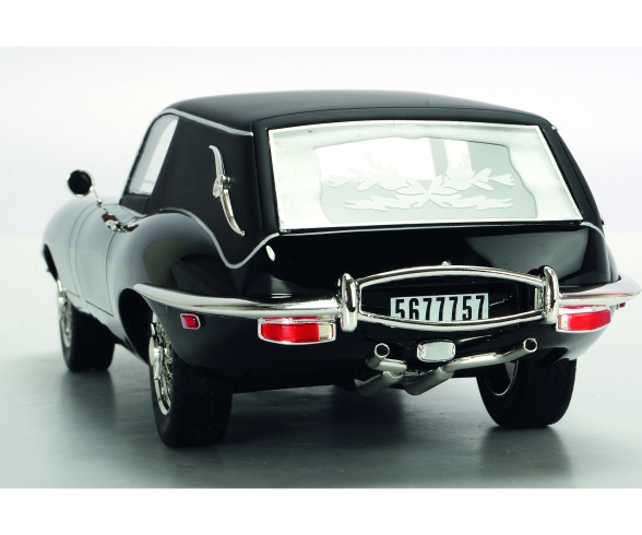 Jaguar E-Type "Shooting Brake" H&M, 1:12 Jaguar E-Type "Shooting Brake" H&M, 1:12