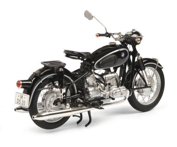 BMW R69S w.single seat 1:10 BMW R69S w.single seat 1:10