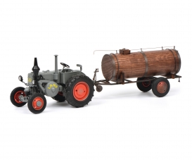 Lanz Bulldog with manure trailer, 1:32 Lanz Bulldog with manure trailer, 1:32