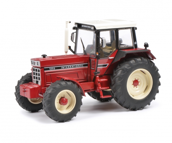 International 1255 1:32 International 1255 1:32