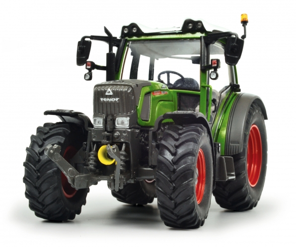 Fendt 211 Vario, green, 1:32 Fendt 211 Vario, green, 1:32