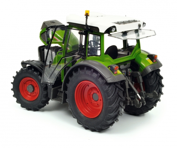 Fendt 211 Vario, green, 1:32 Fendt 211 Vario, green, 1:32