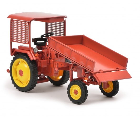 Fortschritt RS09-GT124 pick-up, 1:32 Fortschritt RS09-GT124 pick-up, 1:32