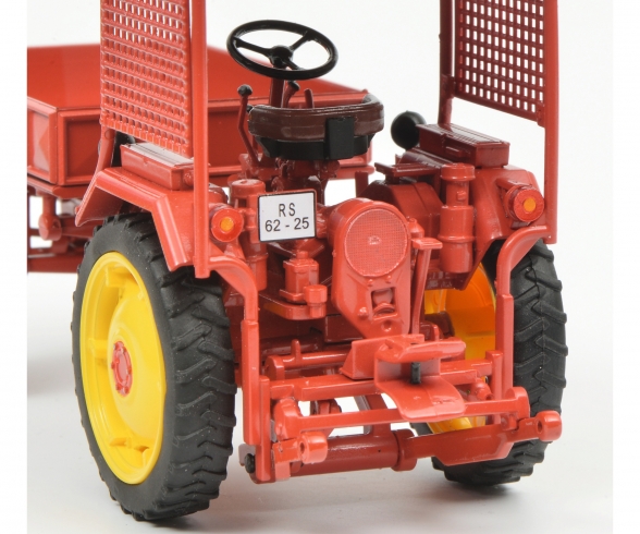 Fortschritt RS09-GT124 pick-up, 1:32 Fortschritt RS09-GT124 pick-up, 1:32