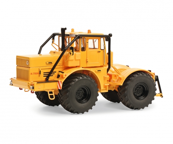 Kirovets K-700 A gelb 1:32 Kirovets K-700 A gelb 1:32