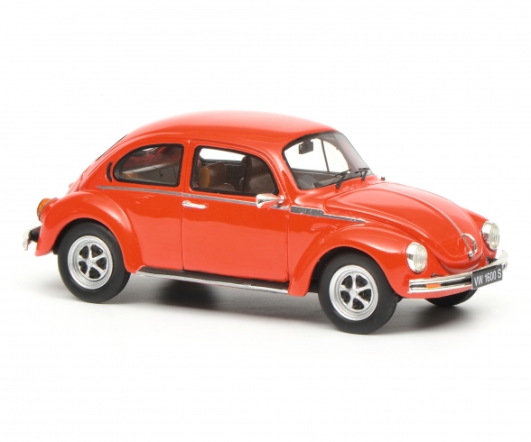 VW Kaefer 1600-S, red 1:43 VW Kaefer 1600-S, red 1:43