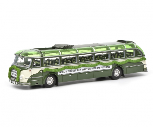 Magirus Deutz O 6500 WM 1954, beige green, 1:43 Magirus Deutz O 6500 WM 1954, beige green, 1:43