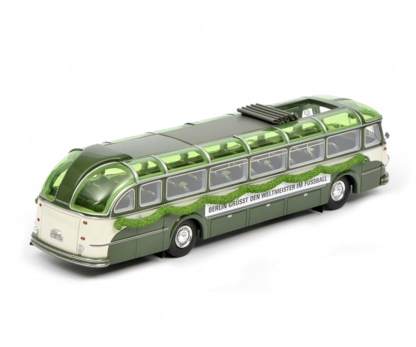 Magirus Deutz O 6500 WM 1954, beige green, 1:43 Magirus Deutz O 6500 WM 1954, beige green, 1:43