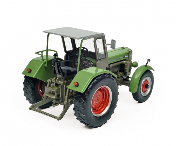 Huerlimann D-200S w.cabin 1:32 Huerlimann D-200S w.cabin 1:32