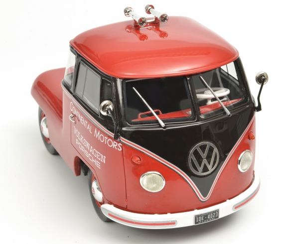 VW T1b Renntransporter "Continental Motors", rot, 1:18 VW T1b Renntransporter "Continental Motors", rot, 1:18