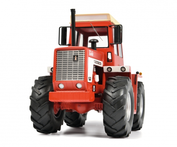 International 4166 rot 1:32 International 4166 rot 1:32