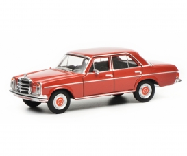 MB 200D dark red 1:64 MB 200D dark red 1:64