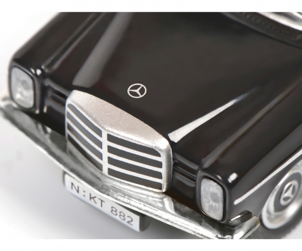 Mercedes-Benz /8 TAXI 1:87 Mercedes-Benz /8 TAXI 1:87