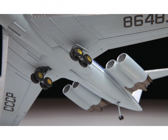 1:144 Ilyushin IL-62 M 1:144 Ilyushin IL-62 M