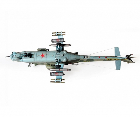 1:72 Helicopter Mi-24V "Hind" C 1:72 Helicopter Mi-24V "Hind" C