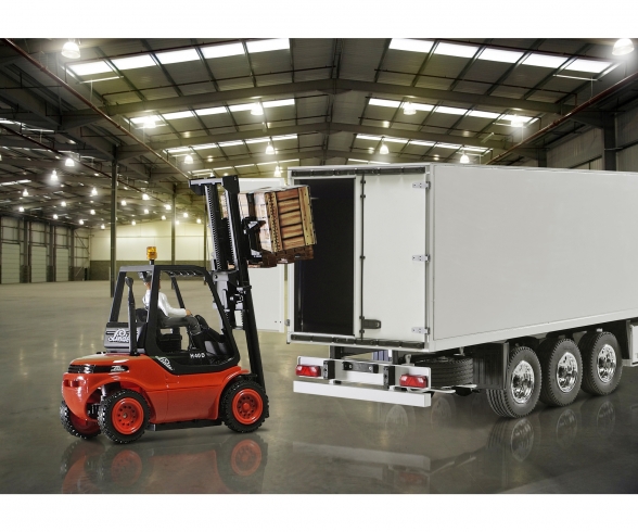 1:14 3-Axle Semi-Trailer Ver.II white 1:14 3-Axle Semi-Trailer Ver.II white