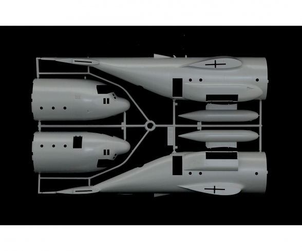 1:48 Hercules C-130J C5 1:48 Hercules C-130J C5