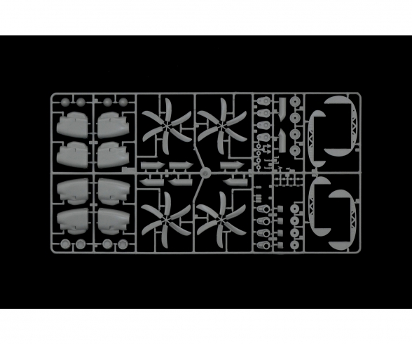 1:48 Hercules C-130J C5 1:48 Hercules C-130J C5