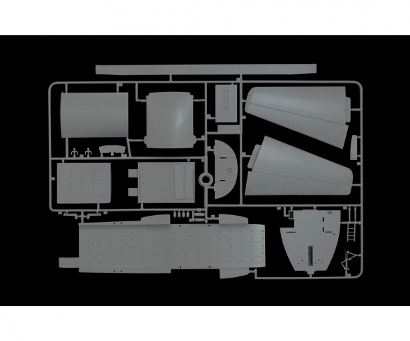 1:48 Hercules C-130J C5 1:48 Hercules C-130J C5