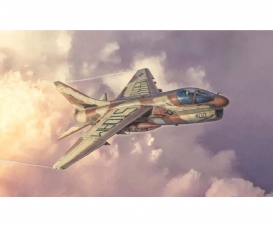 1:48 A-7 E Corsair II 1:48 A-7 E Corsair II